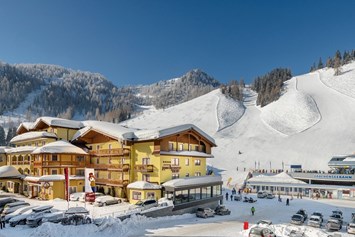 Skihotel: Familotel Zauchenseehof