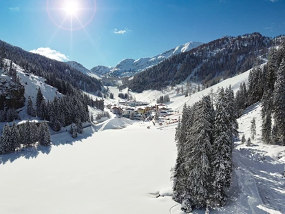 Hotels an der Piste - Skiverleih - Familotel Zauchenseehof