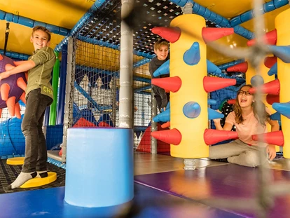 Hotels an der Piste - Skiverleih - Familotel Zauchenseehof