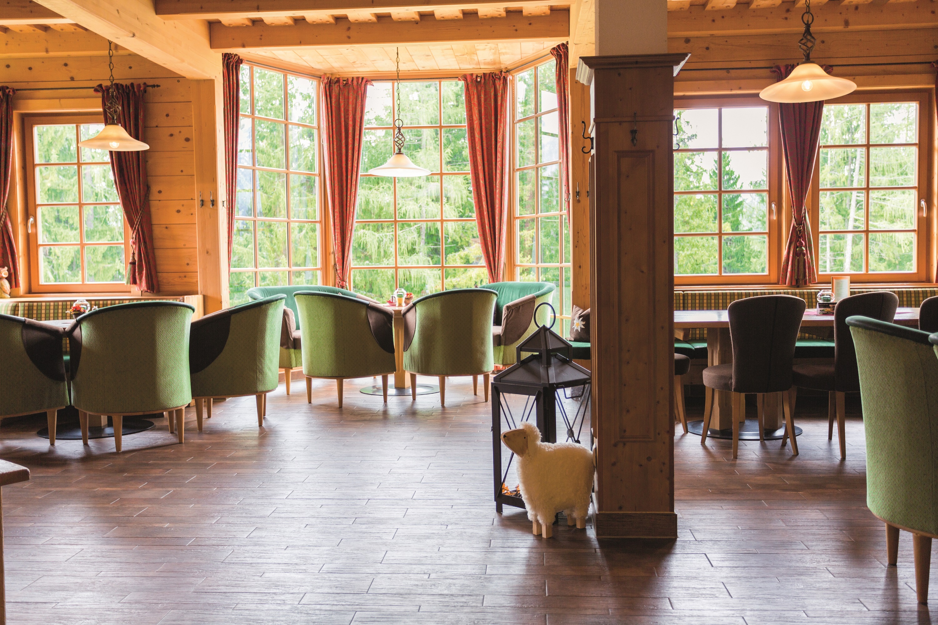 Skihotel: Almhotel Edelweiss | Almdorf Reiteralm - Kulinarik | Restaurant