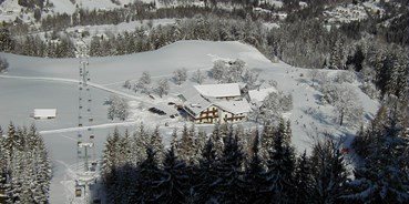 Hotels an der Piste - PLZ 8953 (Österreich) - Sturmgut - eingebettet zwischen Talabfahrt und Gondelbahn - Berghof Sturmgut