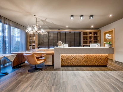 Hotels an der Piste - Mellau - Lobby - AlpenParks Hotel & Apartment Arlberg