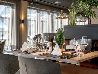 Hotels an der Piste - Mellau - Restaurant - AlpenParks Hotel & Apartment Arlberg
