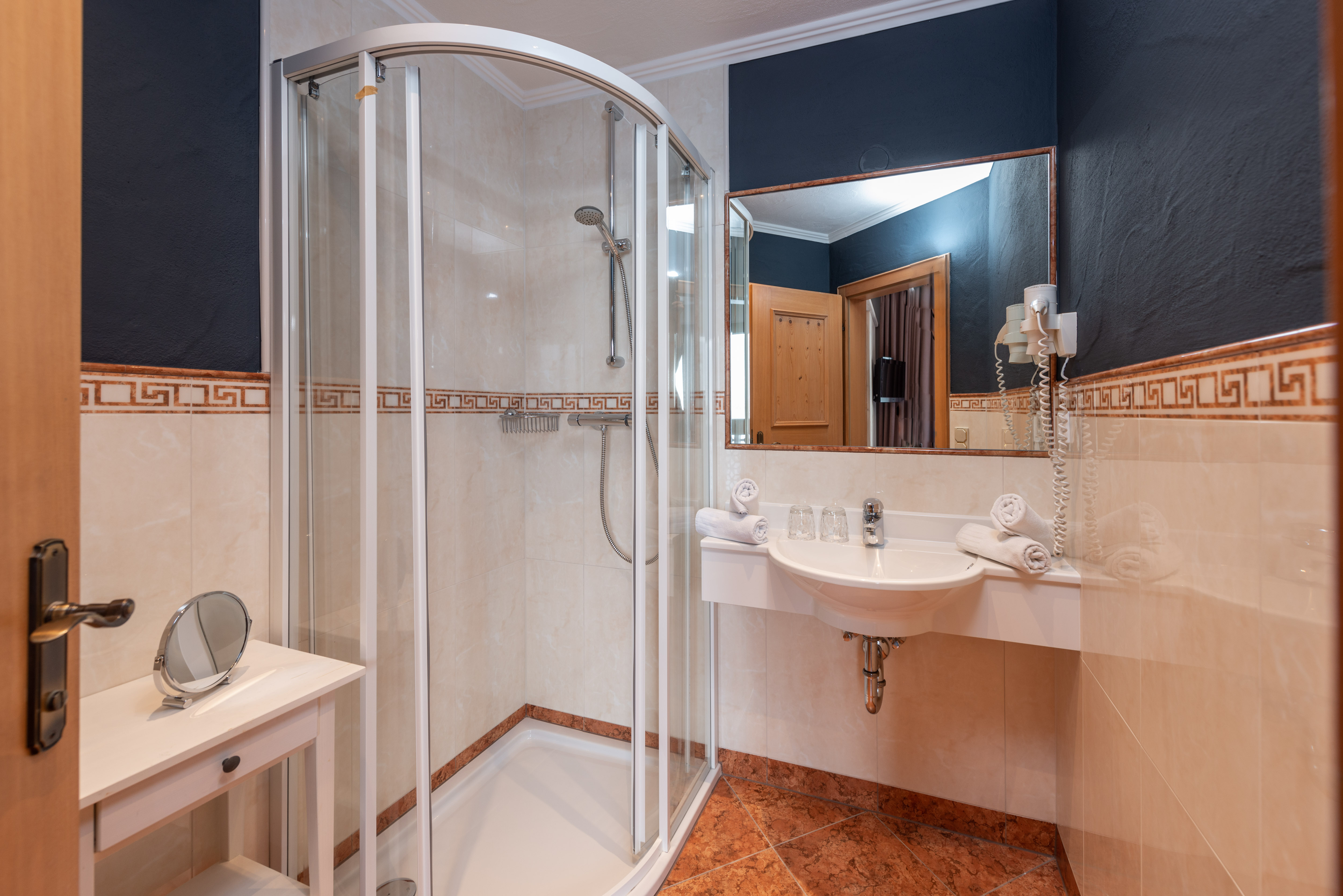 Skihotel: Badezimmer - Erzherzog Johann | Alpin Style Hotel