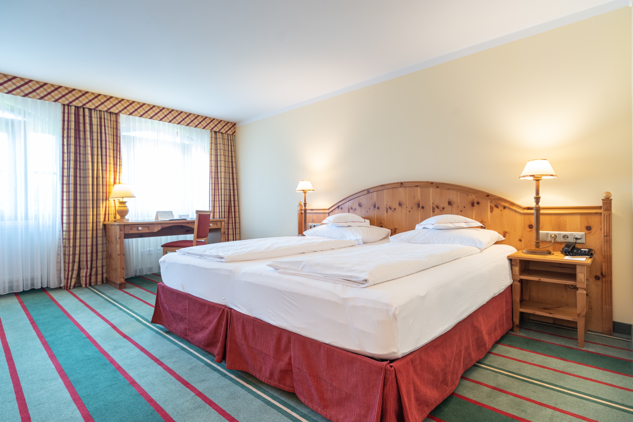 Skihotel: Doppelzimmer Standard - Hotel Kaiserhof Kitzbühel