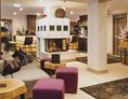 Skihotel: Lobby mit Bar - ALL INCLUSIVE Hotel DIE SONNE