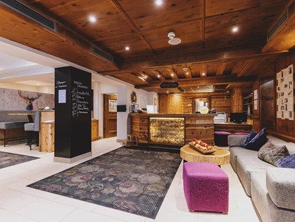 Hotels an der Piste - PLZ 6373 (Österreich) - Rezeption - ALL INCLUSIVE Hotel DIE SONNE****s