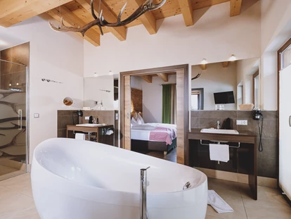 Hotels an der Piste - PLZ 6373 (Österreich) - Zimmer - ALL INCLUSIVE Hotel DIE SONNE****s