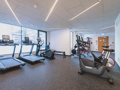 Hotels an der Piste - PLZ 6373 (Österreich) - Fitnessraum - ALL INCLUSIVE Hotel DIE SONNE****s