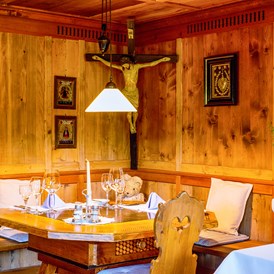 Skihotel: A la carte Restaurant "Alte Walserstube" - Der Almhof - das Genießerhotel