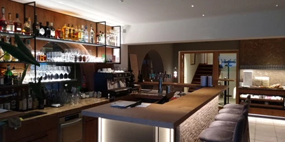 Hotels an der Piste - Mellau - Hotelbar im "Ausblick 83" - Ski- und Aktivhotel Almhof Rupp