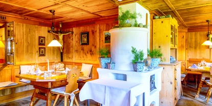 Hotels an der Piste - Mellau - A la carte Restaurant "Alte Walserstube" - Ski- und Aktivhotel Almhof Rupp