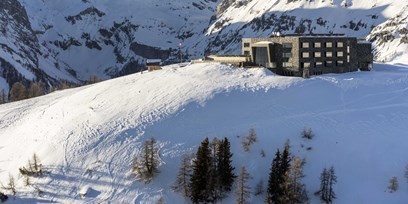 Hotel Chetzeron Skihotel In Schweiz