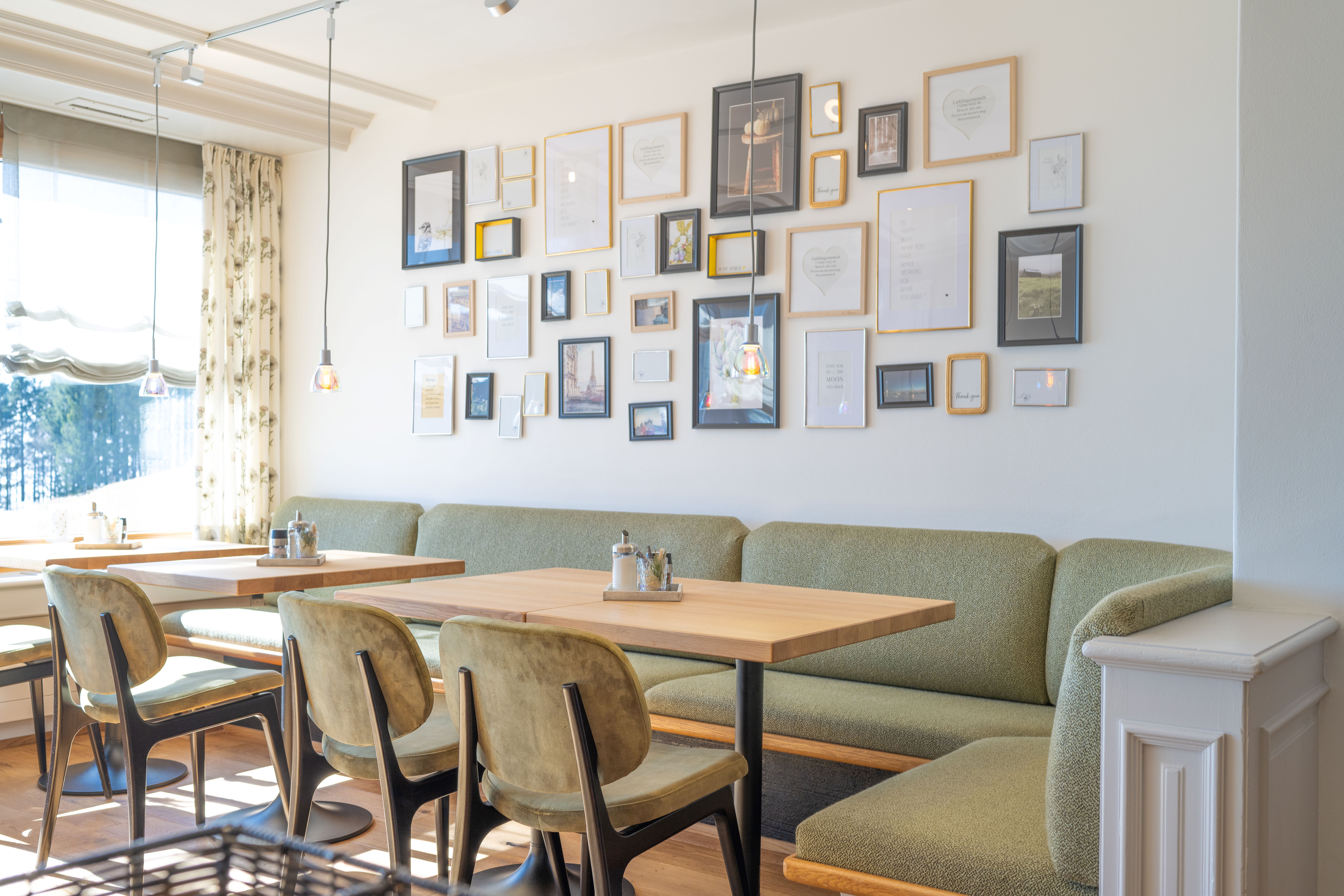 Skihotel: Restaurant/ Living room - Bergseele Privat- & Retreathotel Schwarzwald