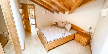 Hotels an der Piste - Skiraum: vorhanden - Unterlangkampfen - Schlafzimmer Ferienwohnung Tenn - Ferienwohnung Tenn