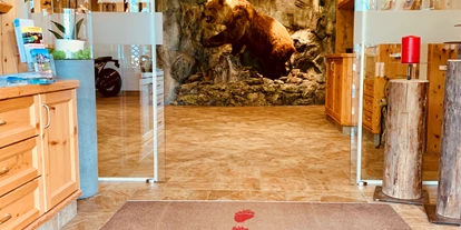 Hotels an der Piste - Skiverleih - Grizzly Sport & Motorrad Resort