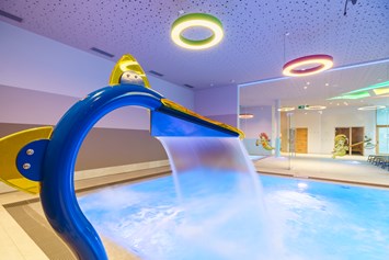 Skihotel: Familienschwimmbad - Hotel Gartnerkofel