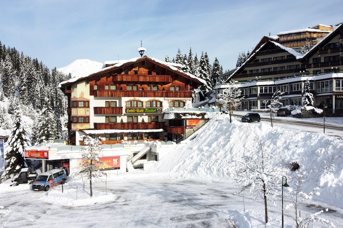 Skihotel: Winter in Hochfügen - ****Hotel Almhof