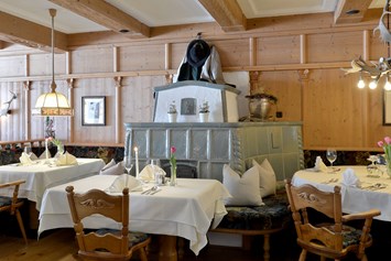 Skihotel: Restaurant - ****Hotel Almhof