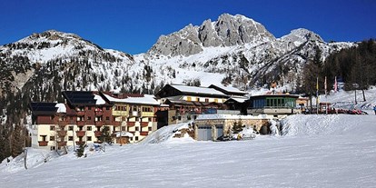 Hotels an der Piste - Parkplatz: gebührenpflichtig in Gehweite - Alpenhotel Plattner