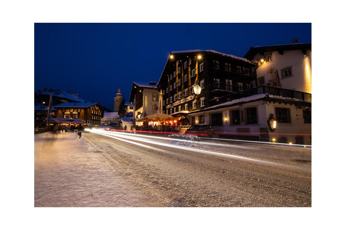 Skihotel: Das einzige 4*S Ski-In Ski-Out Hotel direkt im Ortszentrum von Lech! - Hotel Tannbergerhof