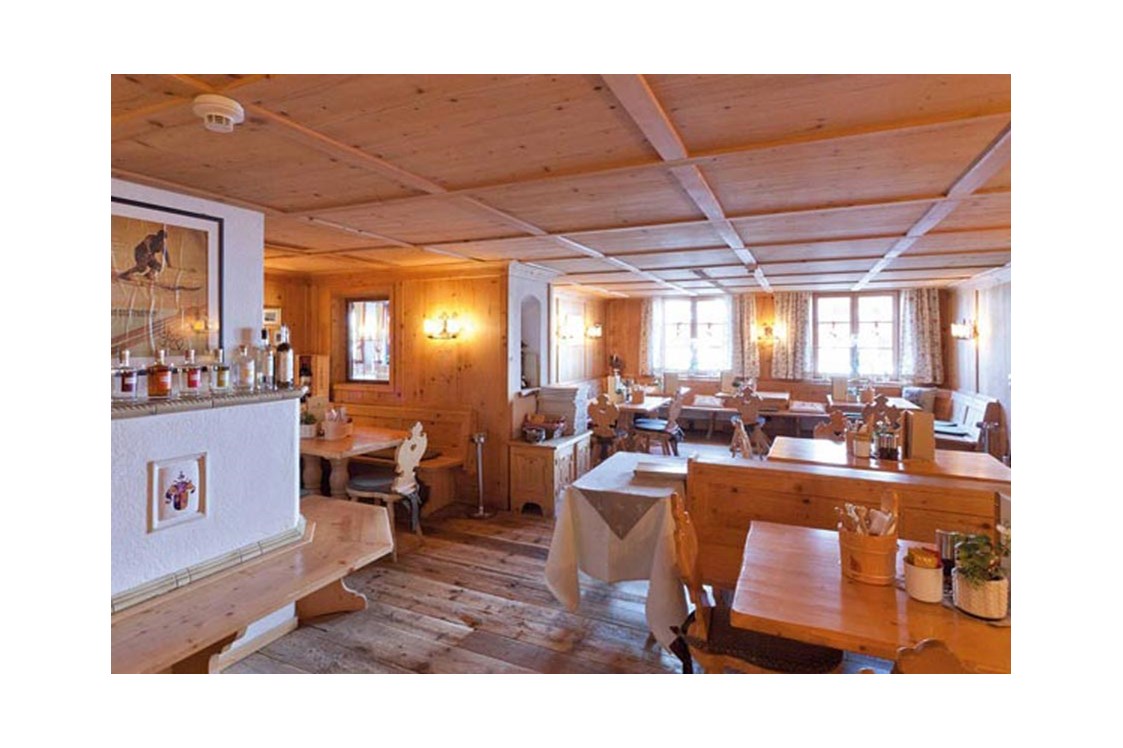 Skihotel: Gemütliche Stube im Restaurant Martinstüberl - Hotel Tannbergerhof