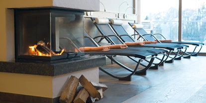 Hotels an der Piste - Skiverleih - Hotel Nassfeld Ruhebereich mit Blick auf Gartnerkofel - Hotel Nassfeld