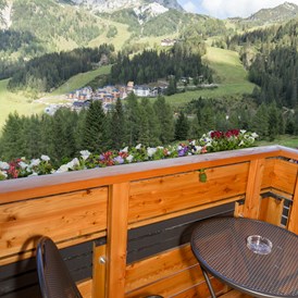 Skihotel: Hotel Nassfeld Blick vom Balkon auf Gartnerkofel - Hotel Nassfeld