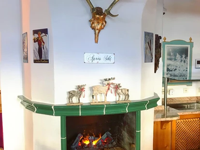 Hotels an der Piste - Skiverleih - Andi's Skihotel