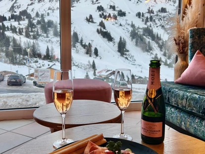 Hotels an der Piste - Skiverleih - Andi's Skihotel