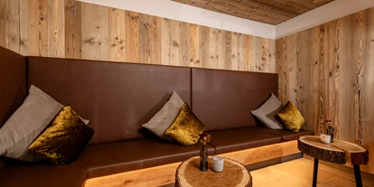 Hotels an der Piste - Skiraum: vorhanden - Rohrberg (Rohrberg) - Sitzecke bei der Teebar im Wellnessbereich - VALARA Alpine Art Hotel