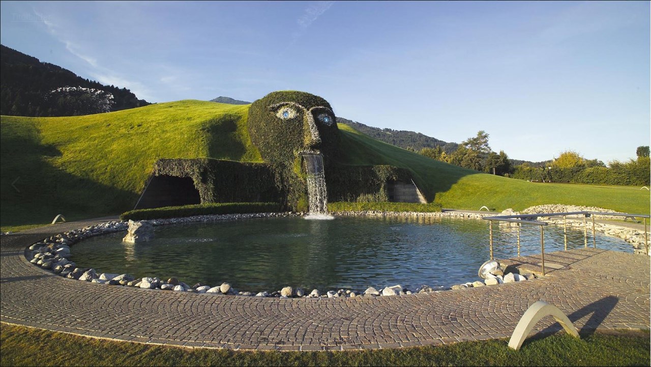 HOTEL DR. OTTO MURR  Ausflugsziele Swarowski Kristallwelten 