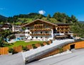 Skihotel: Wir wohnen im Tal der 40 bewirtschafteten Almen, zum wandern die Königsklasse, wir haben im Tal Europas höchsten Grasberg  - Gamskarkogel 2467m  - Hotel Johanneshof GmbH 