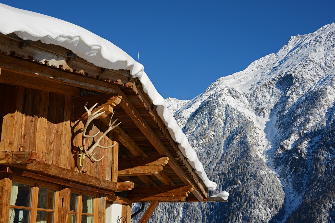 Skihotel: Aussenansicht Winter - Grünwald Resort Sölden
