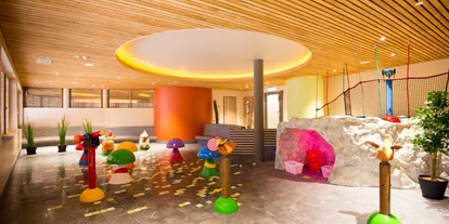Hotels an der Piste - Skiverleih - Kinderwasserspielbereich - JUFA Hotel Annaberg – Bergerlebnis-Resort***s