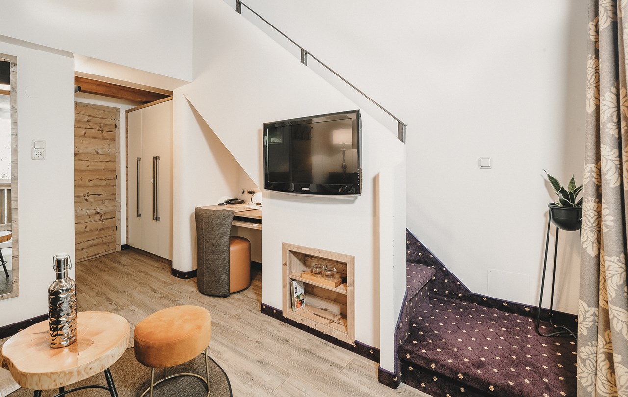 Hotel Tiroler Buam Zimmerkategorien Mountain Loft Tradition