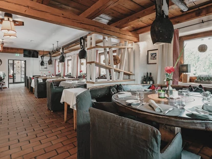 Hotels an der Piste - PLZ 6373 (Österreich) - à la carte Restaurant Südtiroler. - Hotel Tiroler Buam