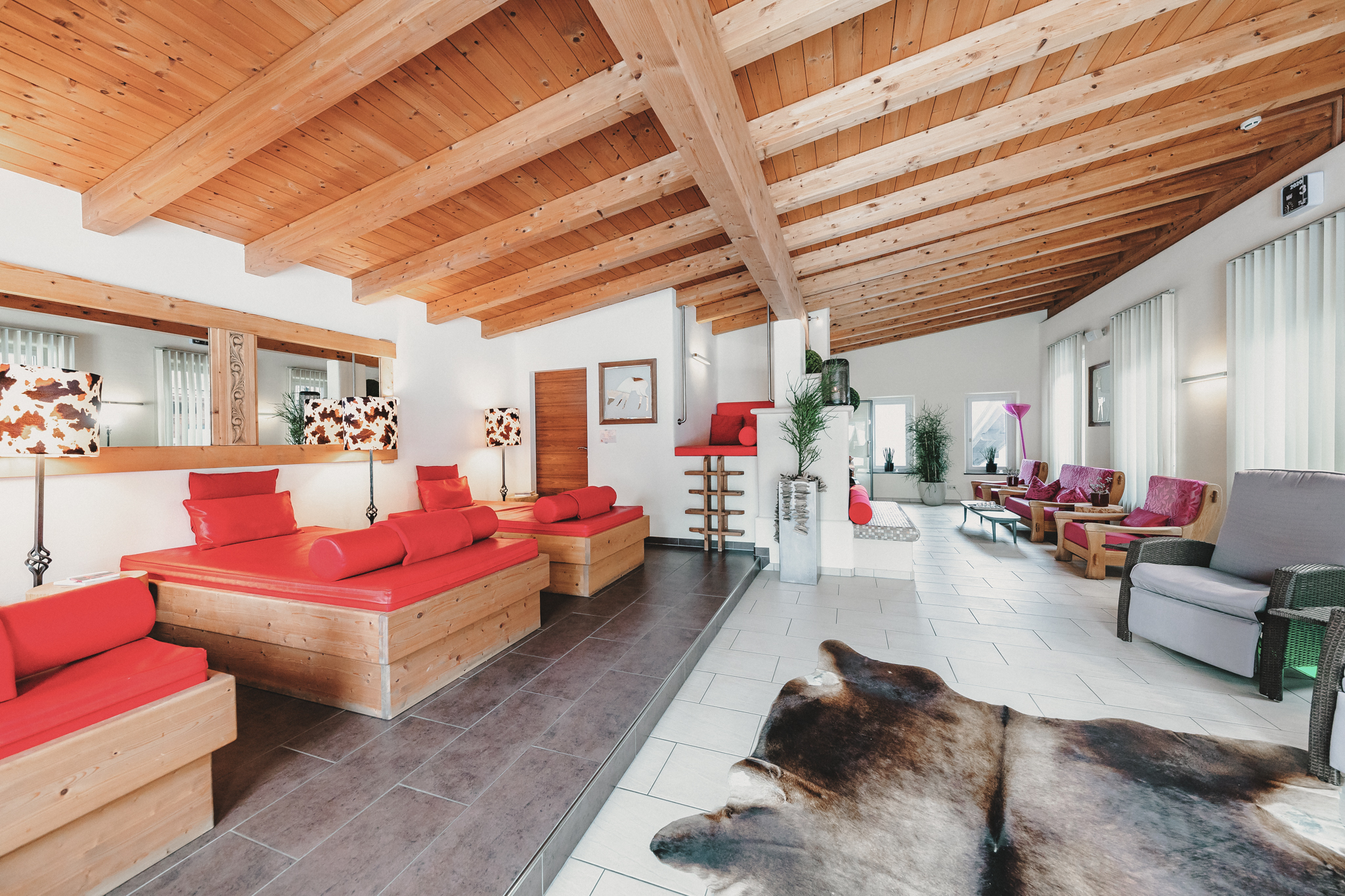 Skihotel: Ruhebereich im Wellnesshaus - Hotel Tiroler Buam