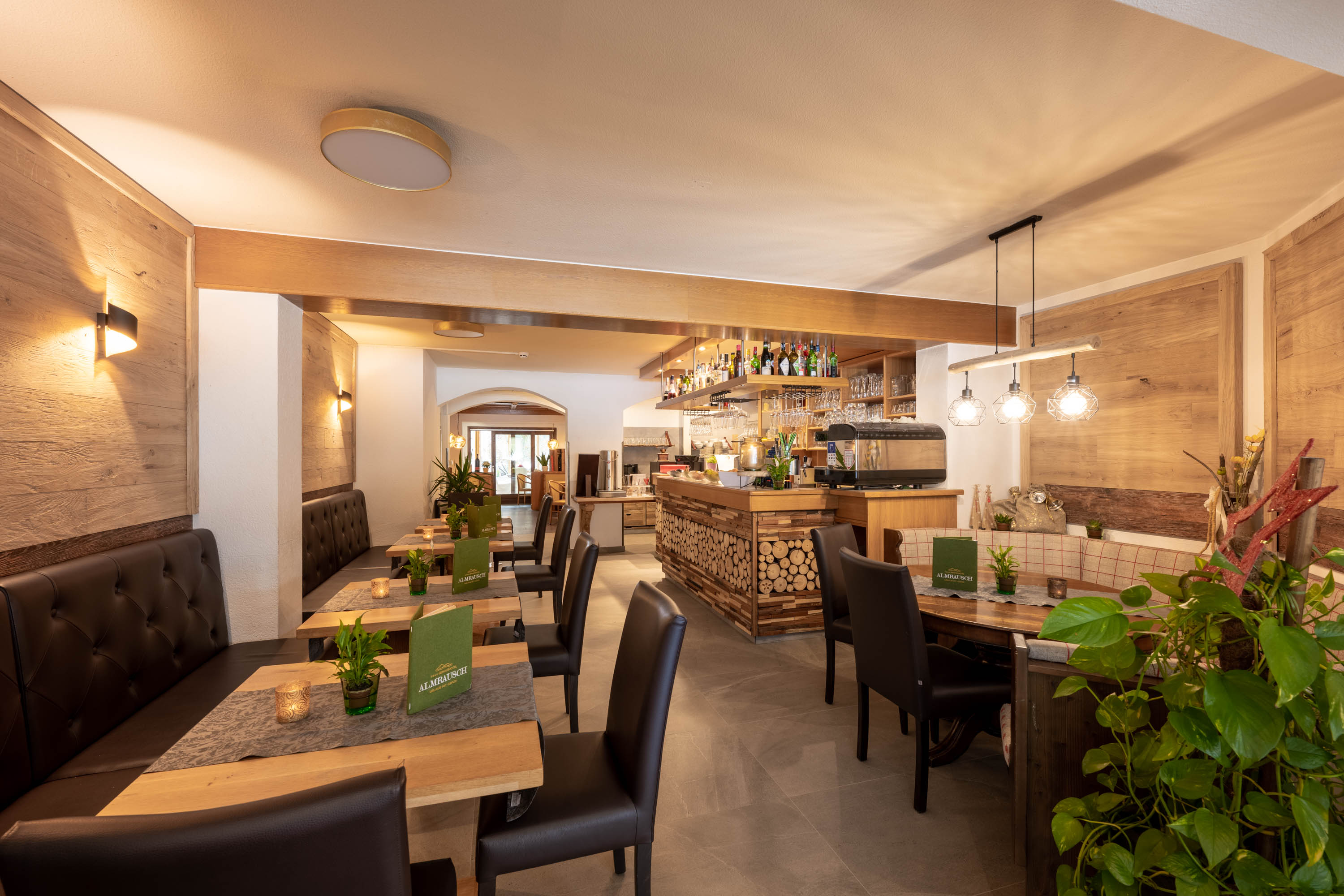 Skihotel: Bar - Genusshotel Almrausch