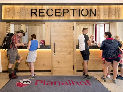 Hotels an der Piste - Ramsau am Dachstein - Rezeption am Planaihof - Hotel Planaihof