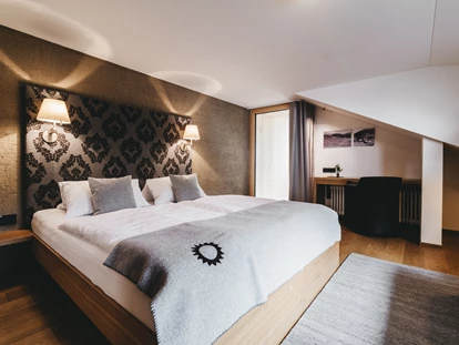 Hotels an der Piste - Mellau - Standard Plus Zimmer - Das Naturhotel Chesa Valisa****s
