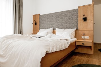 Skihotel: AKTIV Doppelzimmer ohne Teppichboden - B&B Hotel Die Barbara