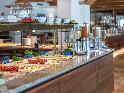 Hotels an der Piste - PLZ 6531 (Österreich) - Frühstück - Skihotel Edelweiss Hochsölden