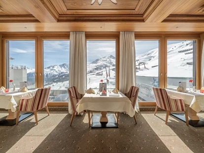 Hotels an der Piste - PLZ 6531 (Österreich) - Aussicht - Skihotel Edelweiss Hochsölden