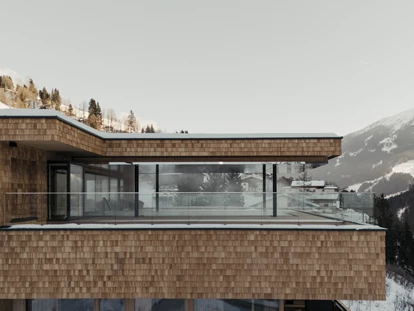 Hotels an der Piste - PLZ 6373 (Österreich) - Dachpool - Hotel Marten