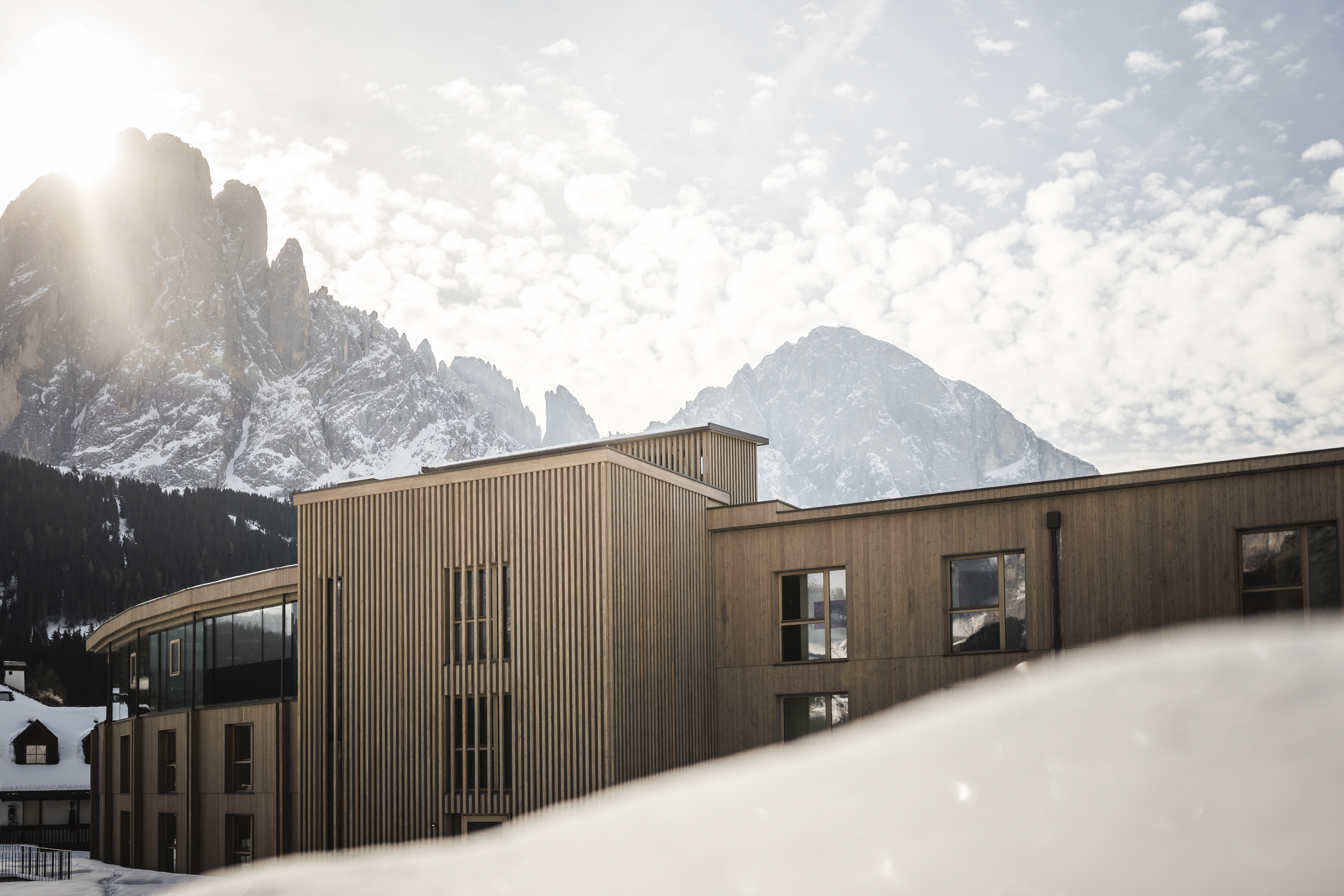 Skihotel: Hotelgebäude - Cendevaves Alpine Silence Hotel