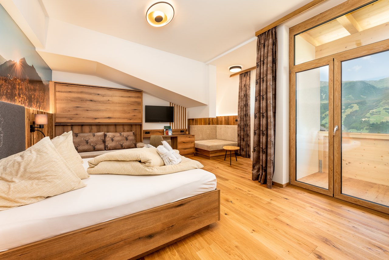 Alpenwohlfühlhotel Dörflwirt Zimmerkategorien Juniorsuite Panorama