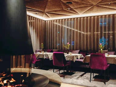 Skihotel: Gourmetrestaurant "Löffelspitze" - Hotel Alpenstern
