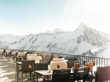 Skihotel: Sonnenterrasse Winter - Hotel Alpenstern