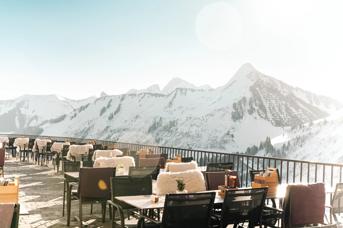 Skihotel: Sonnenterrasse Winter - Hotel Alpenstern